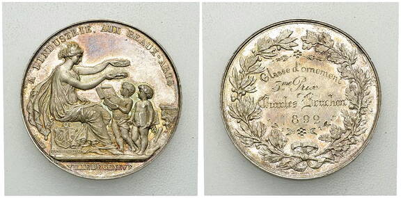 14693g00.jpg